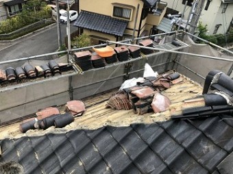 釉薬瓦
