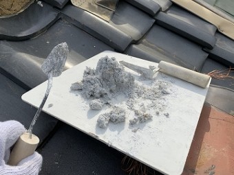 漆喰専用コテ