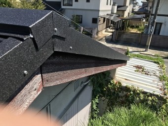 ケラバ板金