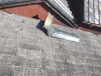 被害にあった棟板金
