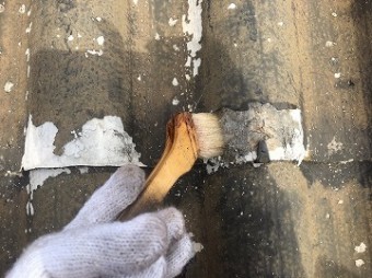 下地調整二液性シーラー塗布
