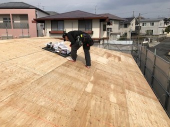 合板下地貼り付け完了