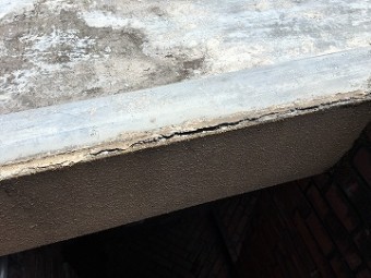 仕舞いコーキング部分