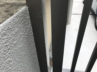 アルミ部分の汚れ