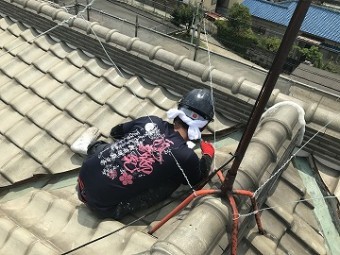 漆喰詰め作業
