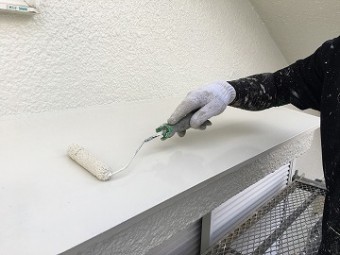 庇の塗装