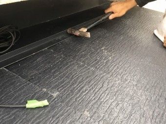 雨押え板金施工