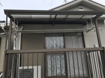波板屋根
