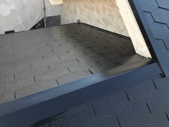 上塗り後の屋根