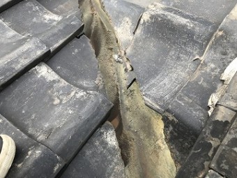 雨漏りの原因箇所 谷板金