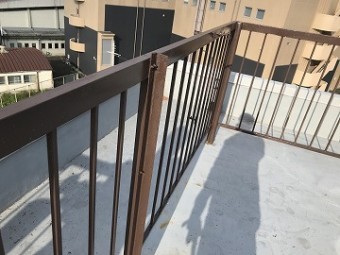 焦げ茶色塗装