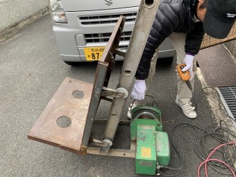 瓦上げ機