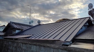 仕上がった板金屋根