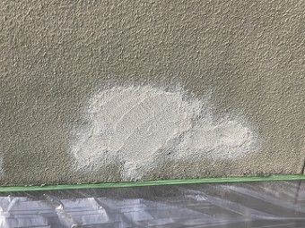 捲れている箇所の下地処理