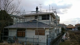 初日の足場工事