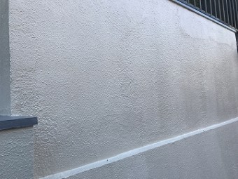 仕上った外壁