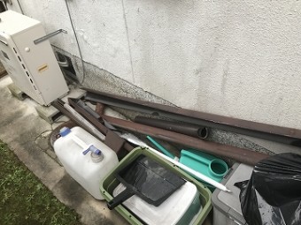 集めた軒樋