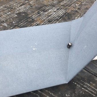 2枚目の棟板金