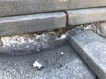 漆喰の剥がれ