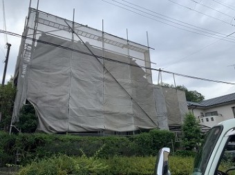 足場