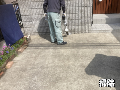 大和郡山市玄関ドアカバー工法リフォーム後掃除