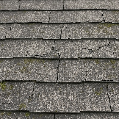 ひび割れが多くカバー工法が最適なケース