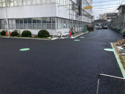 大和郡山市の工場通路　舗装工事完了後の状態