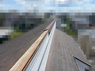 奈良市 棟板金飛散前の屋根状況