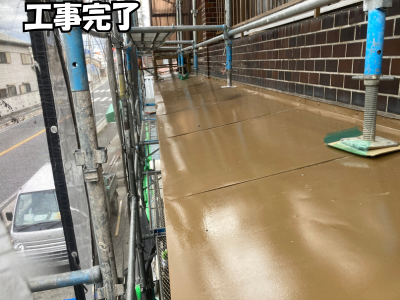 橿原市の鉄製庇塗装完了後のきれいな仕上がり