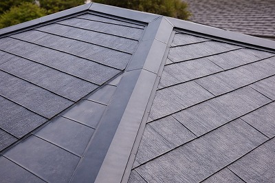 天理市住宅の棟板金と水切り板金の役割説明