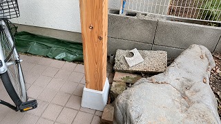 大和郡山市 新しい玄関柱へ交換施工