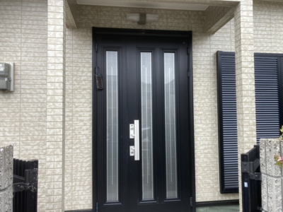 大和郡山市古い玄関ドア