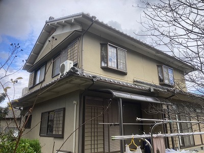 奈良市で和風住宅の瓦屋根の漆喰の劣化雨漏りの可能性！？現場調査！
