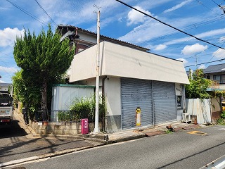 生駒市パラペット部分塗装後