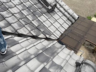 ずれがある屋根面
