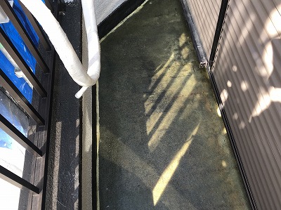 ベランダ　FRP防水樹脂完了