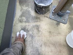 FRP防水樹脂　アセトン拭き