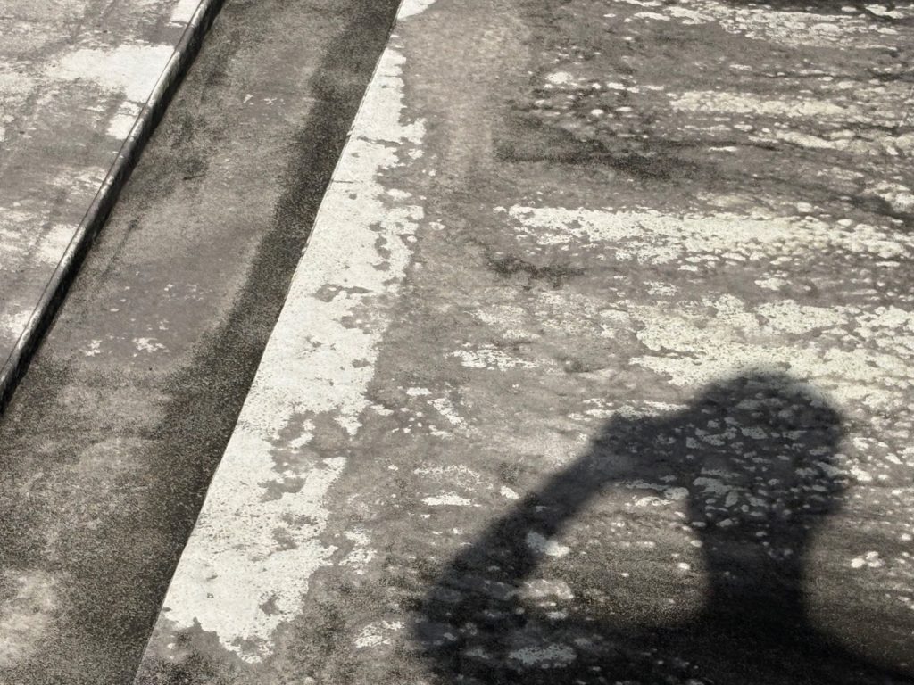 摩耗した防水床面