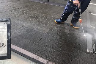 屋根　高圧洗浄
