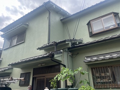 天理市にて瓦屋根の現場調査！雨漏りは漆喰部分のこの隙間！？