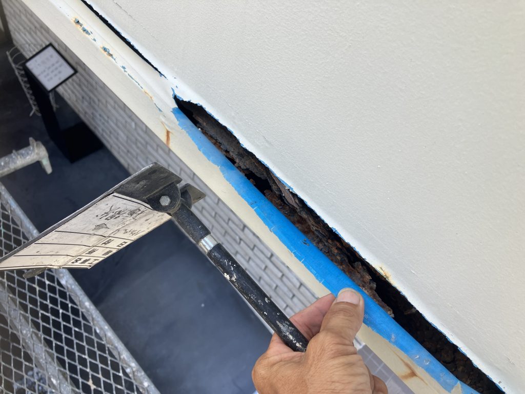 パラペット内部の錆び