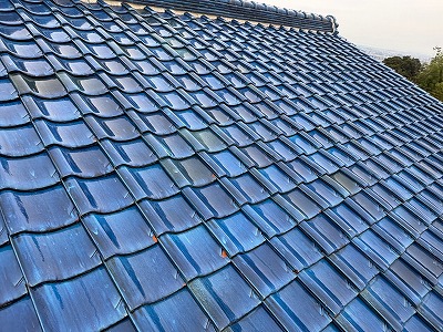 香芝市で平屋の雨漏り！瓦のズレ！危険！？屋根葺き替え工事のご提案！