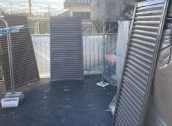 雨戸　上塗り１回目塗装完了