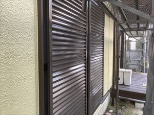 雨戸　塗装完了