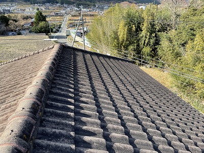 大和高田市A様邸です。取引先の社長の家です。屋根は葺き替えで思っていたみたいで塗り替えでOK　外壁は一度も塗り替えしていない