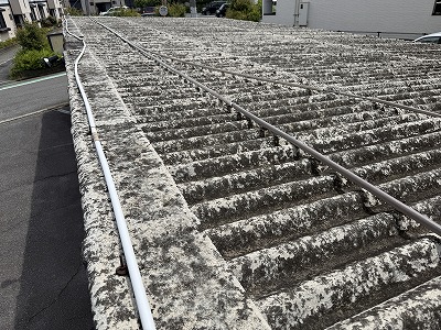 御所市にてガレージの屋根のひび割れ！カバー工法の提案！屋根に登れない！