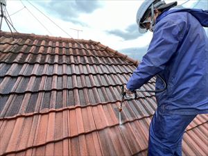 屋根　高圧洗浄