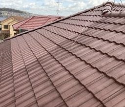 屋根　上塗り２回目塗装