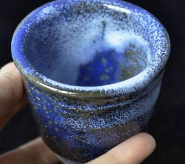 釉薬陶器