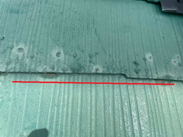 屋根　塗膜の浮き